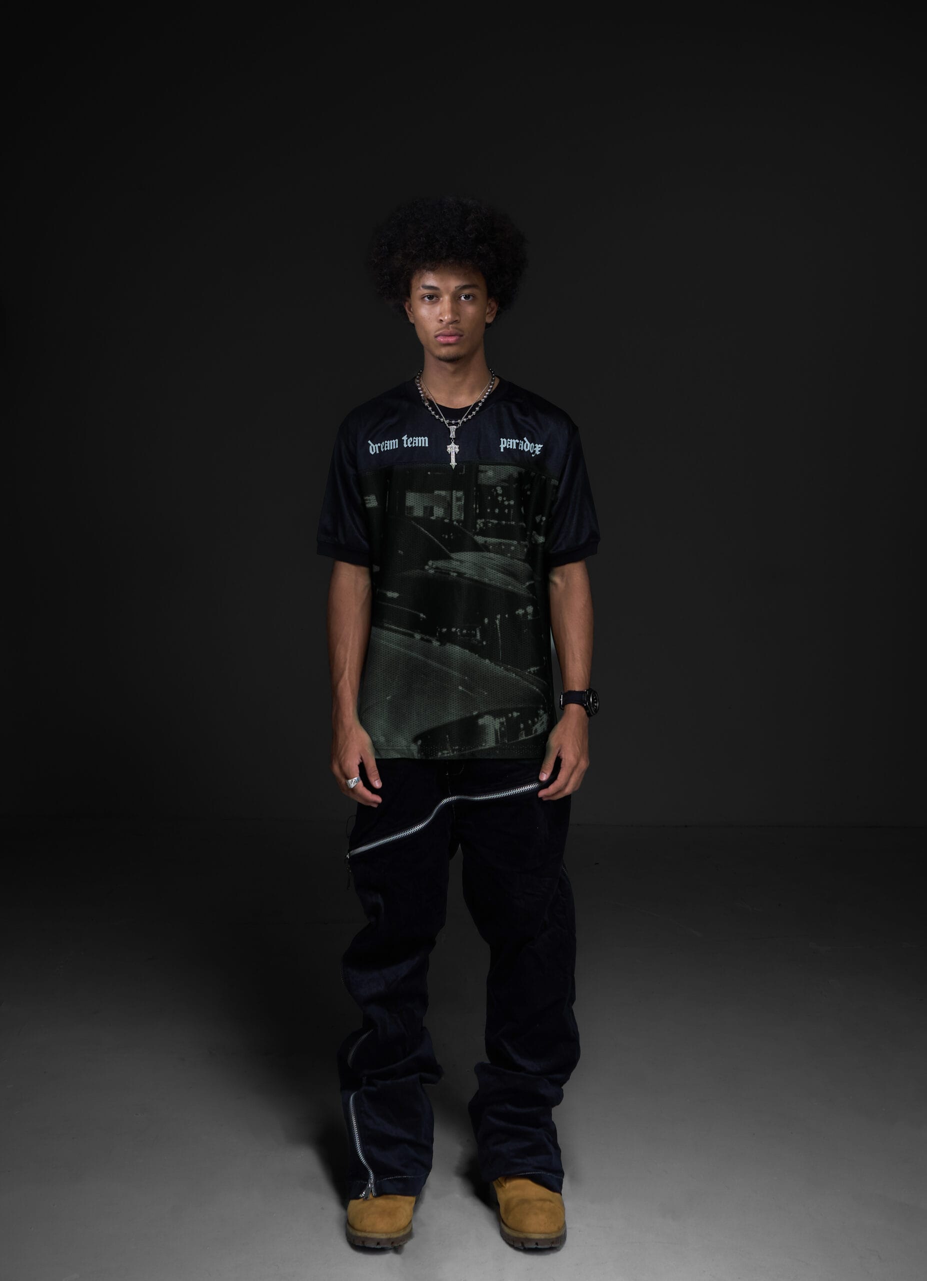 Phối đồ streetwear nam theo từng dáng người và phong cách 2026